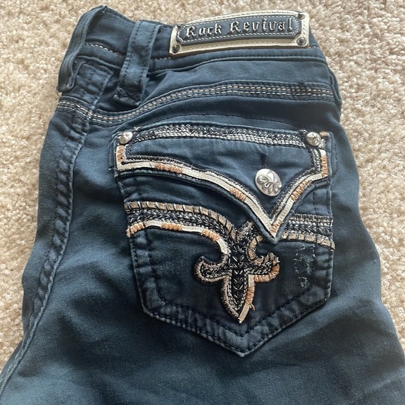 Rock Revival Skinny Jeans - Picture 5 of 6